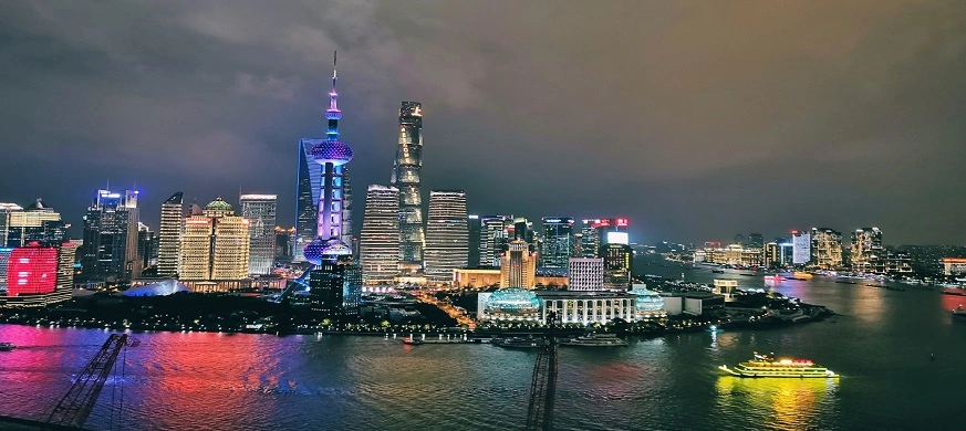 魔都夜景哪里最好看？外滩+陆家嘴+黄浦江夜游全攻略，我劝你直