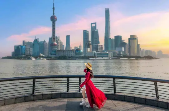 魔都夜景哪里最好看？外滩+陆家嘴+黄浦江夜游全攻略，我劝你直
